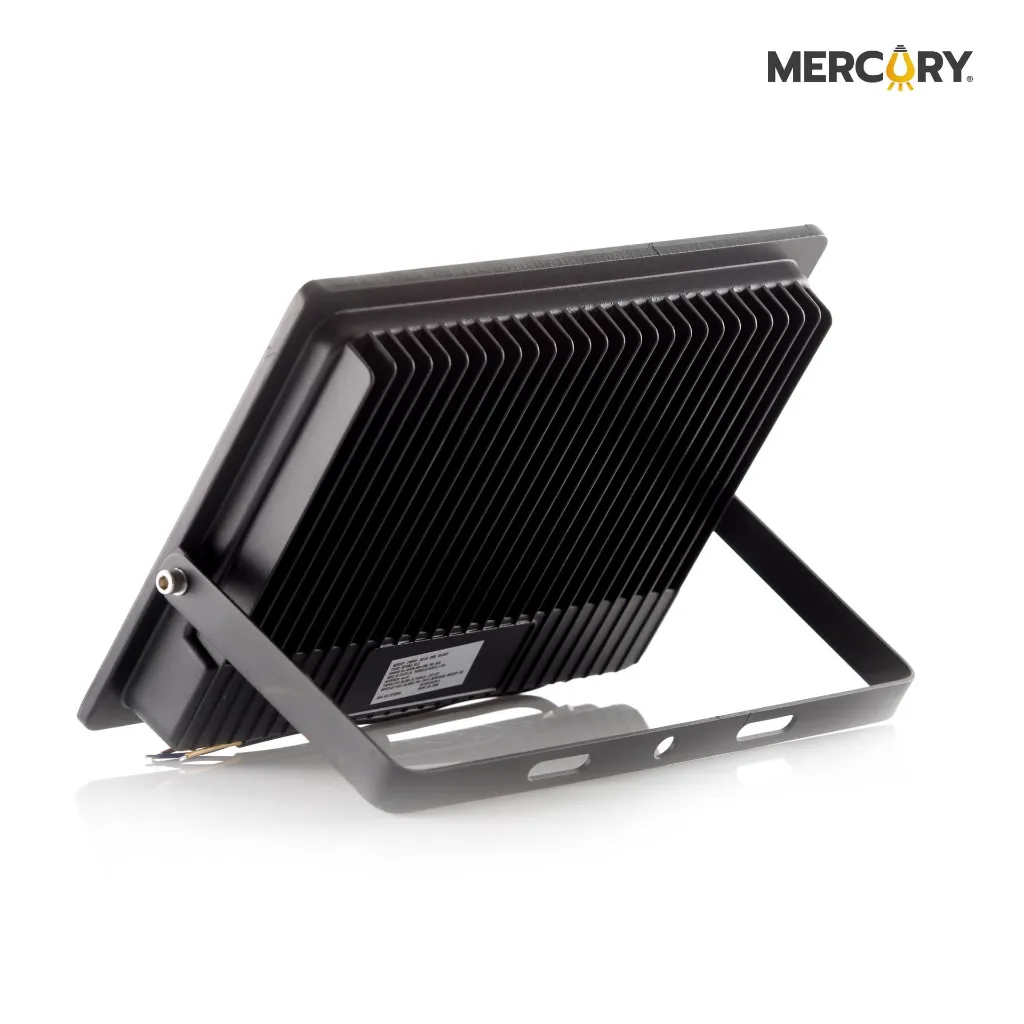 IRL32_REFLECTOR_LED_TIPO_TABLETA_200W_6500K_3.webp