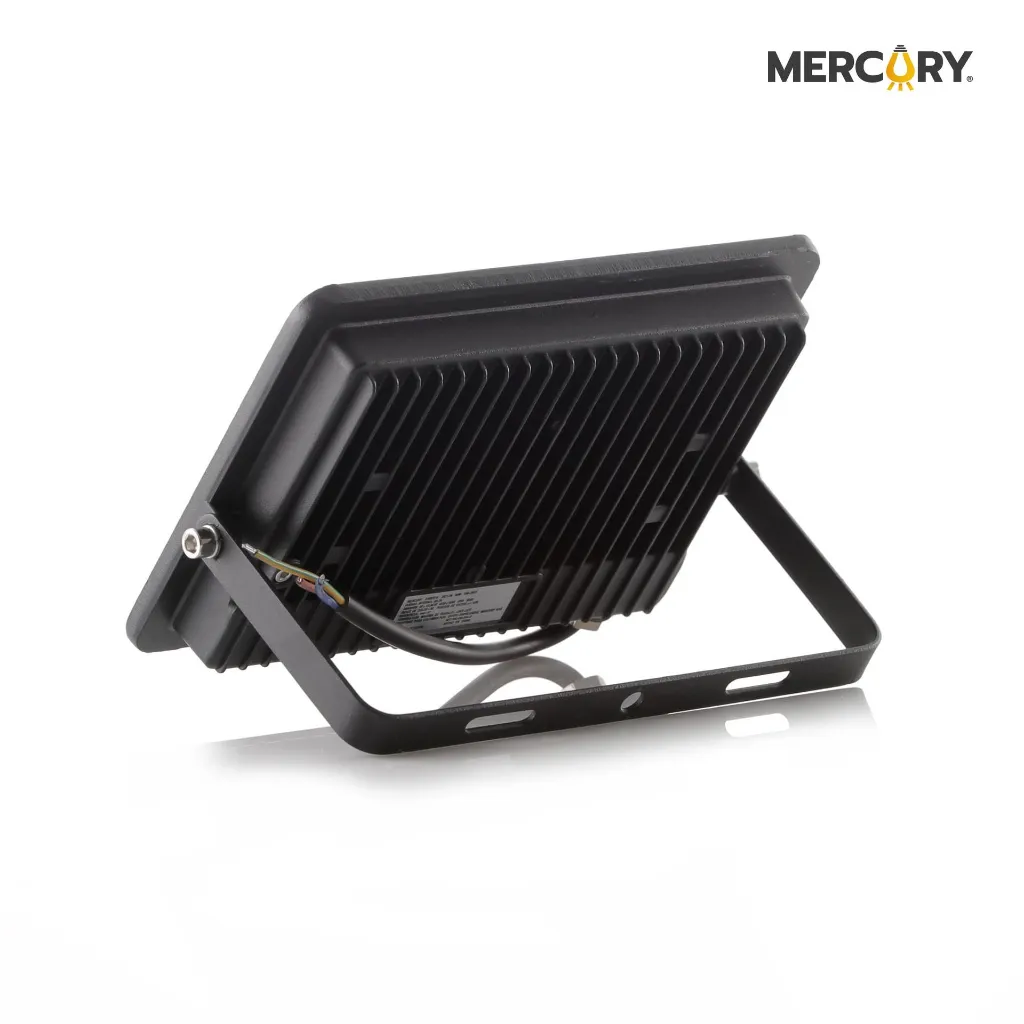 IRL29_REFLECTOR_LED_TIPO_TABLETA_50W_6500K_3.webp