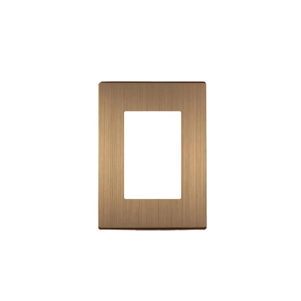 [MT-04AIDG] Tapa Acero Inoxidable Dorada Borde Dorado Grande Iletto Linea Pollux MT-04AIDG